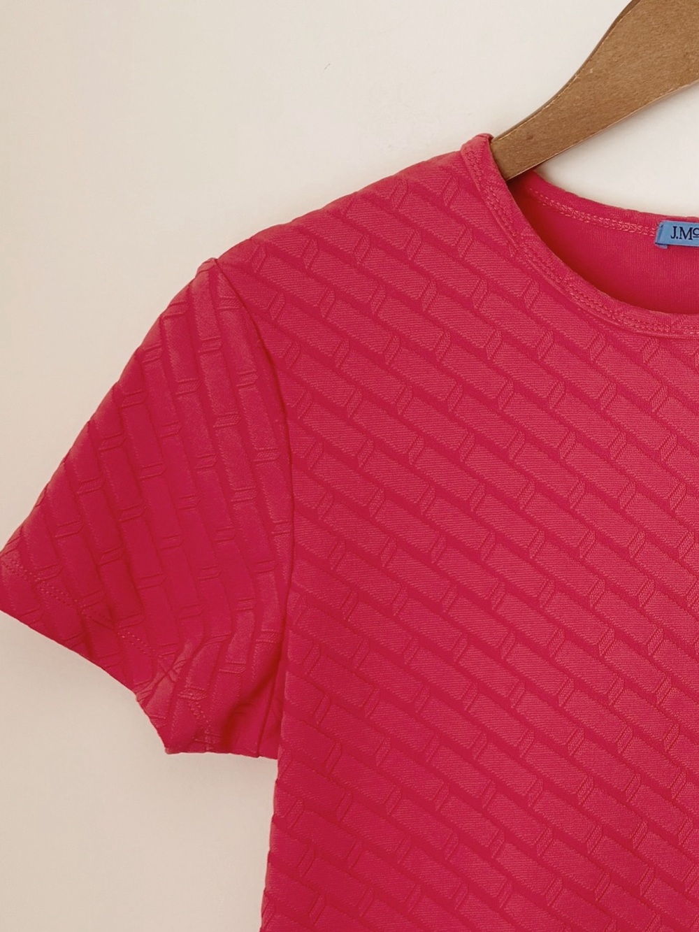 J. McLaughlin Coral Quilted Allie Short Sleeve Tee Medium Coastal Summer - Picture 3 of 8